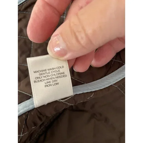 Van Heusen Women's Quilted Vest Medium Light Blue Zip Front Pockets Lined - Picture 7 of 9